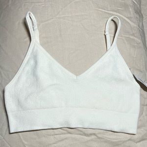 Old Navy seamless bralette (bundle this!)